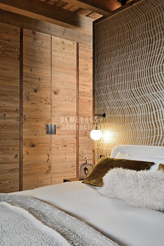 Châlet - 310 m² - 9 pièces