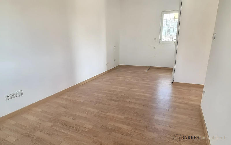 Maison traditionnelle - 84 m² - 3 pièces