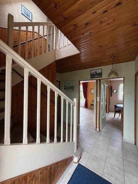 Maison - 93 m² - 4 pièces