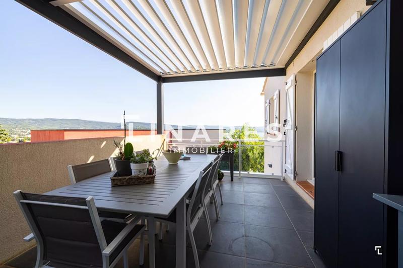 Villa - 141 m² - 5 pièces