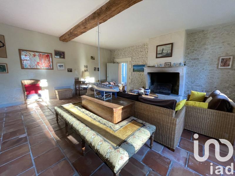 Maison - 471 m² - 13 pièces