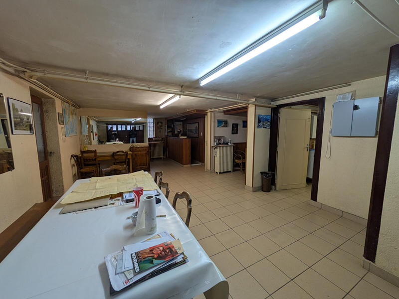 Maison - 159 m² - 7 pièces