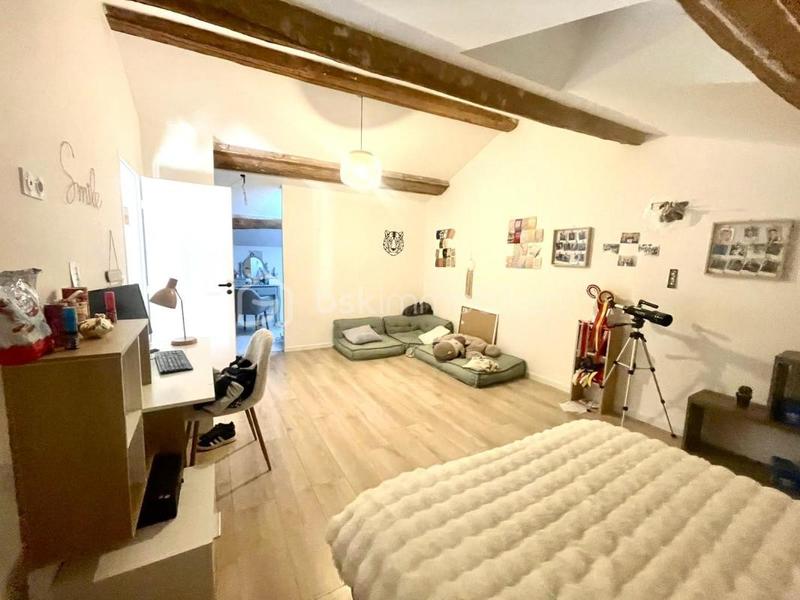 Mas - 186 m² - 5 pièces