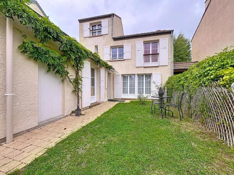 Maison - 118 m² - 5 pièces