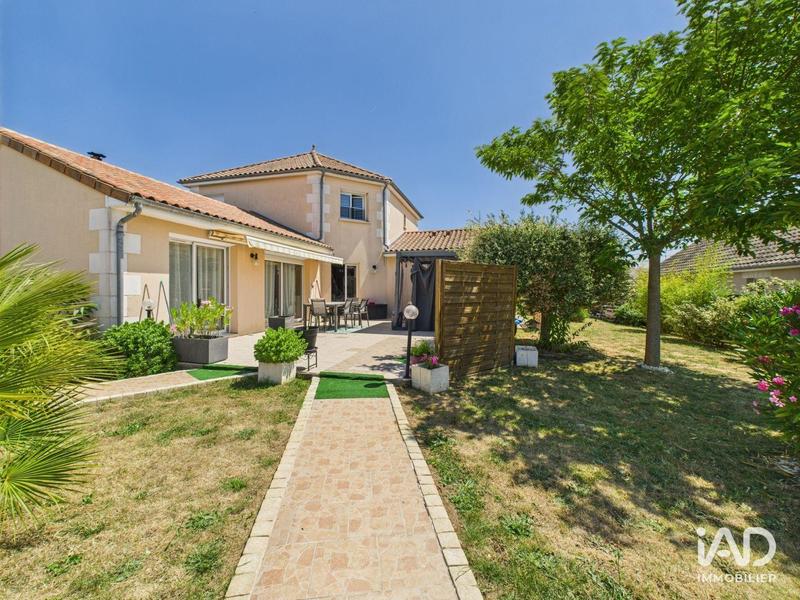 Maison - 174 m² - 4 pièces