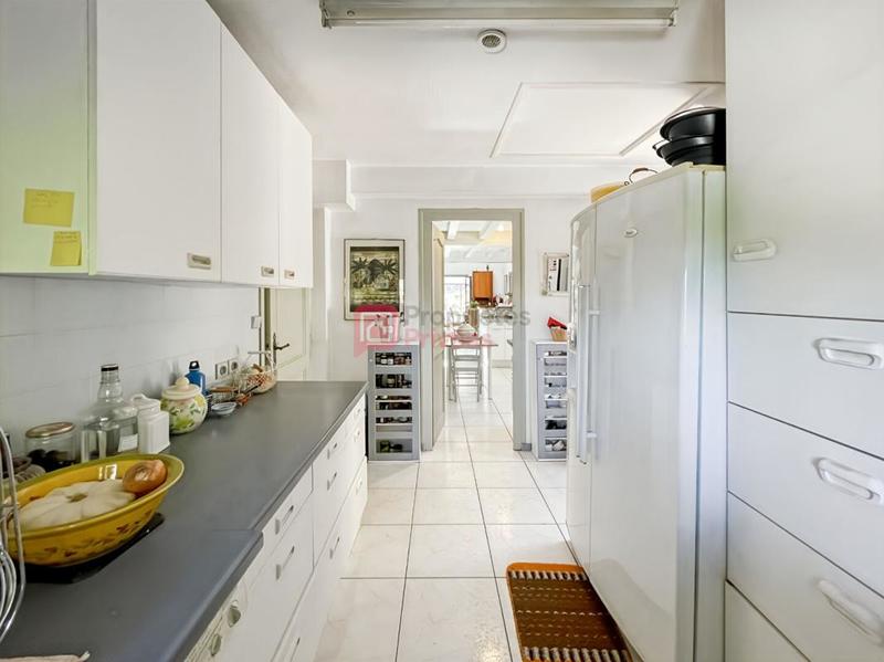 Maison - 169 m² - 7 pièces