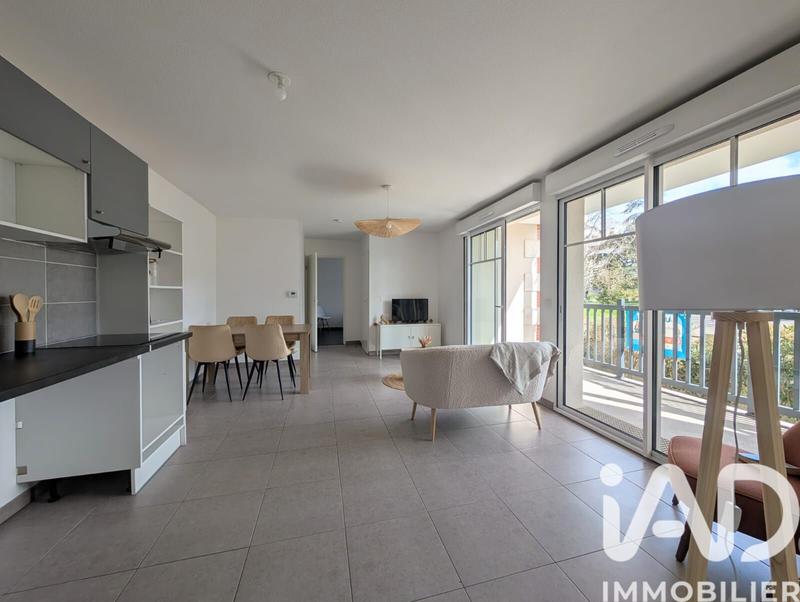 Appartement - 60 m² - 3 pièces