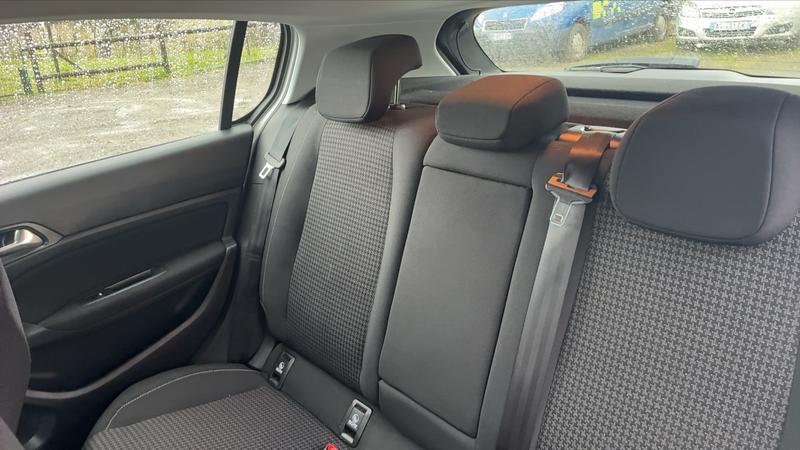 Peugeot 308 1.5 BlueHDi 130 Active Business