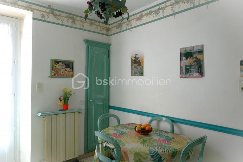 Maison traditionnelle - 119 m² - 6 pièces