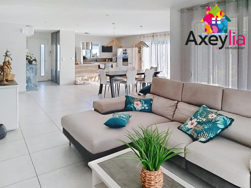 Maison - 122 m² - 4 pièces