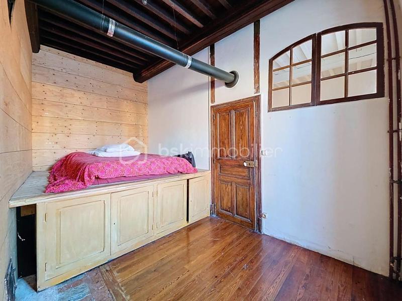 Maison - 185 m² - 7 pièces