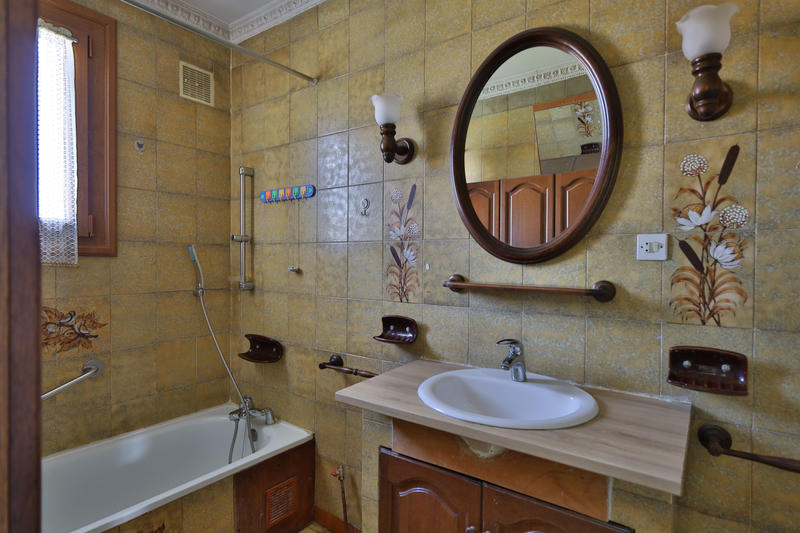 Maison - 95 m² - 4 pièces