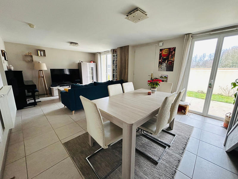 Maison - 85 m² - 5 pièces