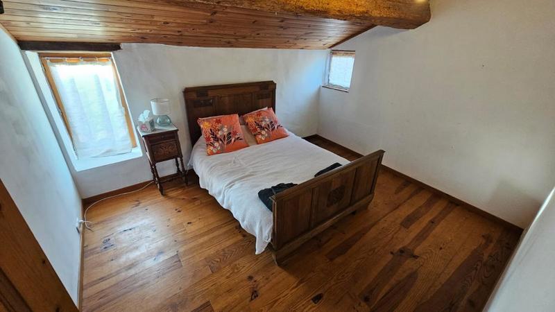 Maison de village - 180 m² - 8 pièces