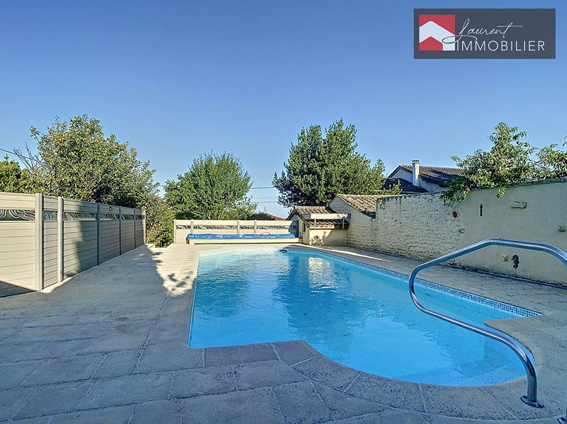 Maison - 190 m² - 6 pièces