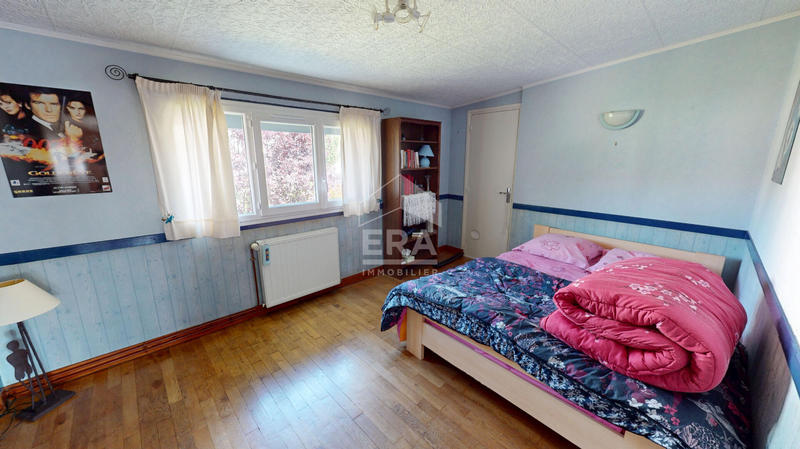 Maison - 143 m² - 7 pièces