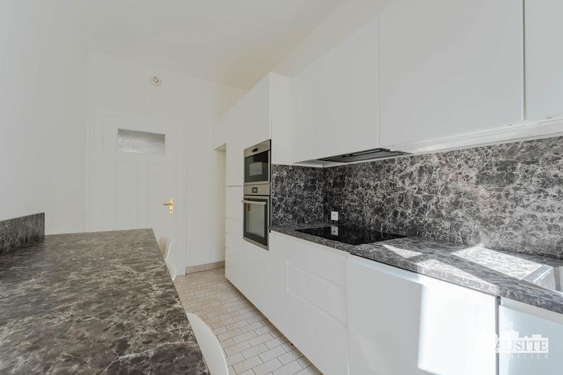 Appartement - 96 m² - 4 pièces