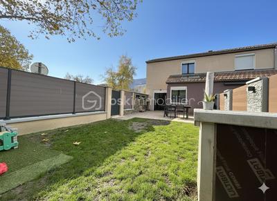 Maison de ville - 82 m² - 4 pièces