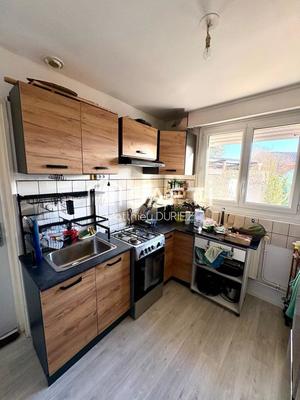 Maison - 80 m² - 5 pièces