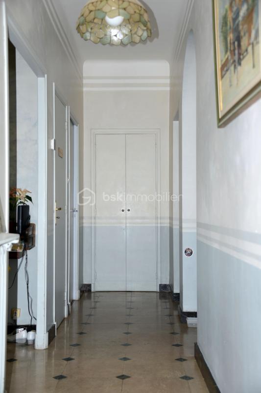 Maison - 206 m² - 6 pièces