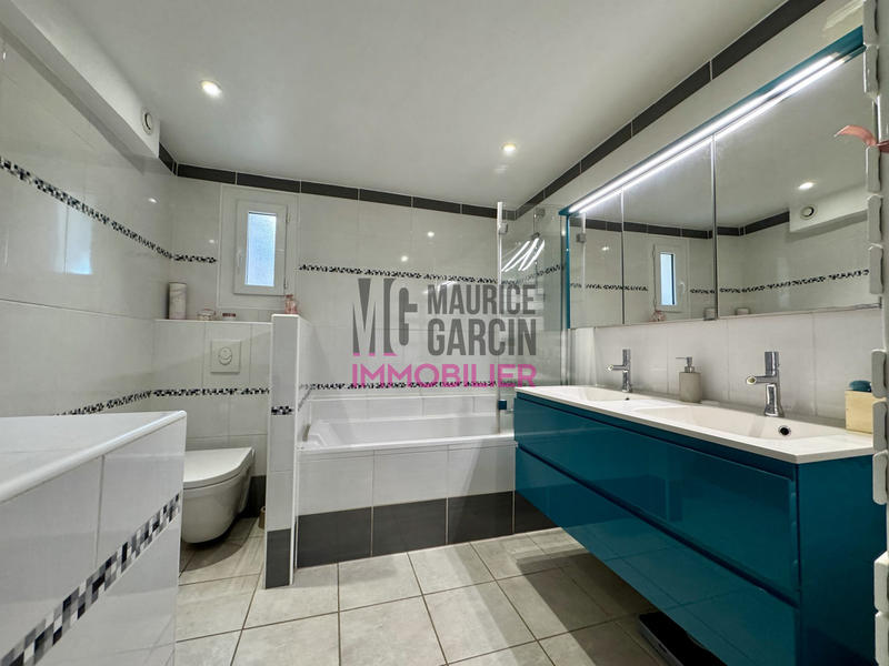 Maison - 80 m² - 3 pièces