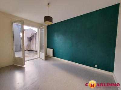 Maison traditionnelle - 81 m² - 3 pièces