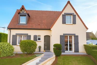 Maison - 105 m² - 5 pièces