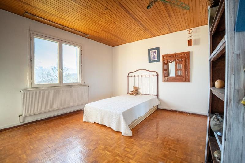 Maison - 143 m² - 7 pièces