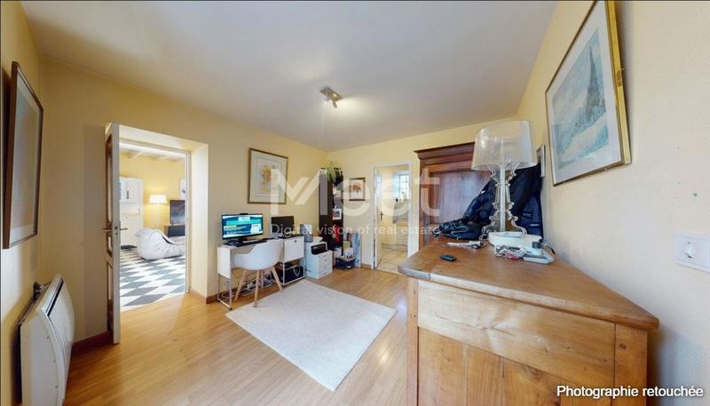 Propriété - 215 m² - 8 pièces