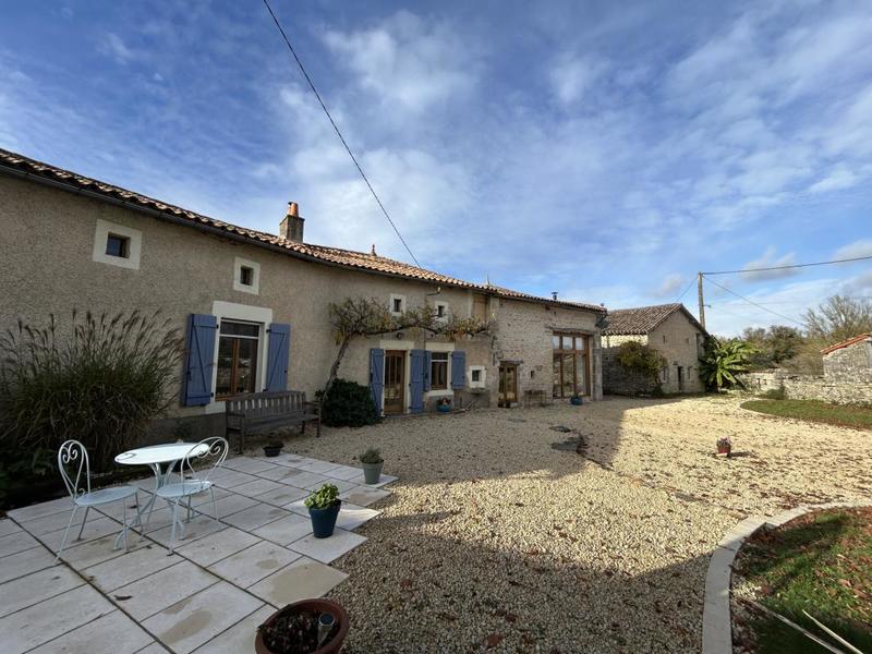 Maison - 136 m² - 7 pièces