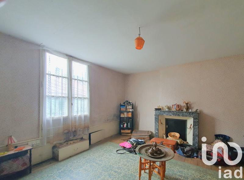 Maison - 253 m² - 9 pièces