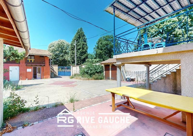 Maison - 196 m² - 7 pièces