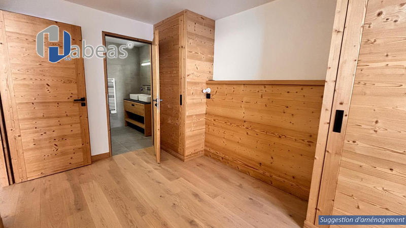 Appartement - 92 m² - 4 pièces