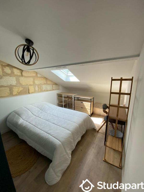 Chambre - 7 m² - 1 pièce
