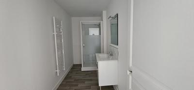 Appartement - 77 m² - 3 pièces