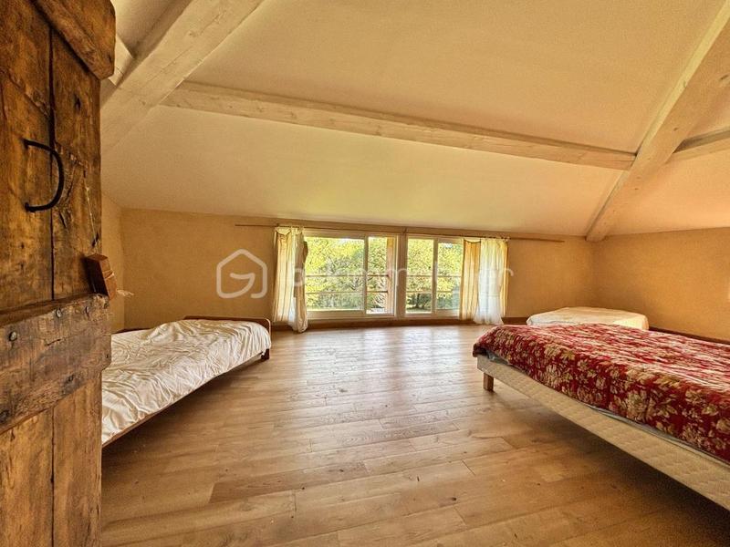 Ferme - 275 m² - 9 pièces