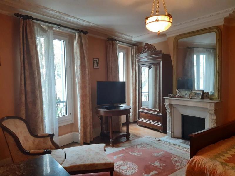 Hôtel particulier - 198 m² - 9 pièces