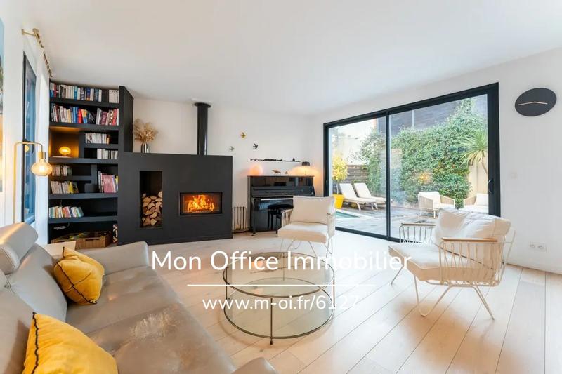 Maison - 160 m² - 6 pièces