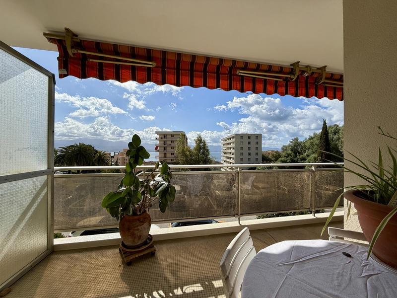 Appartement - 108 m² - 4 pièces