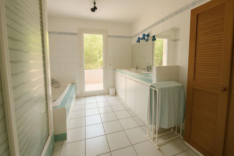 Maison - 160 m² - 5 pièces