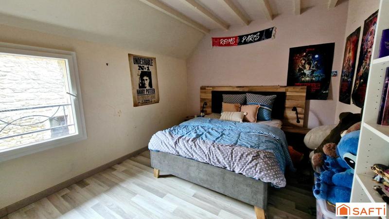 Maison - 200 m² - 7 pièces