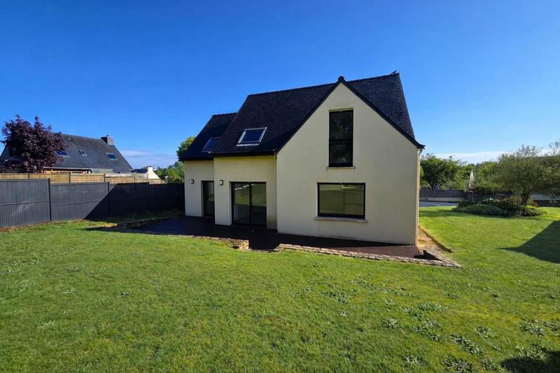 Maison - 150 m² - 7 pièces