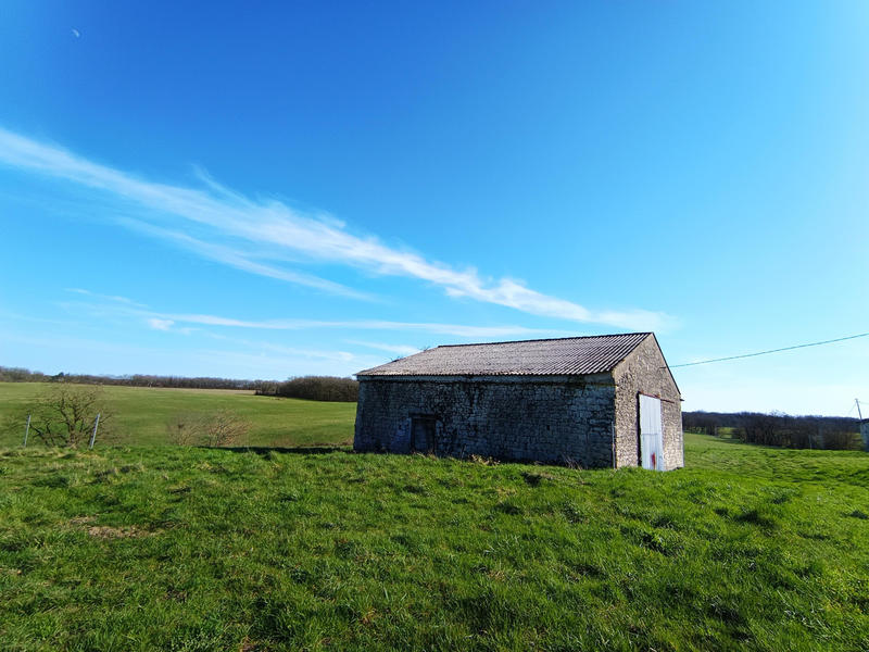 Propriété - 160 m² - 1 pièce