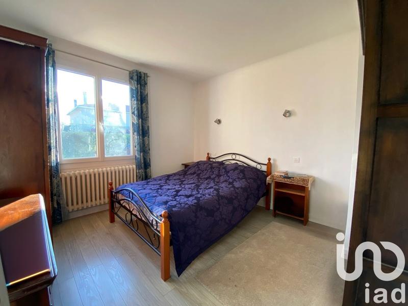 Maison - 186 m² - 8 pièces