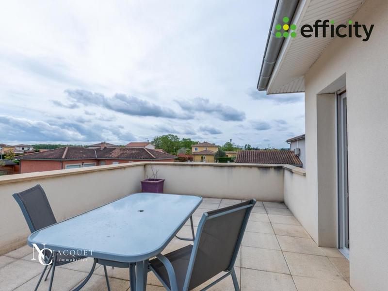 Maison - 161 m² - 7 pièces