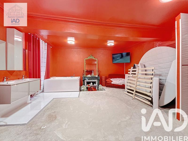 Maison - 278 m² - 6 pièces