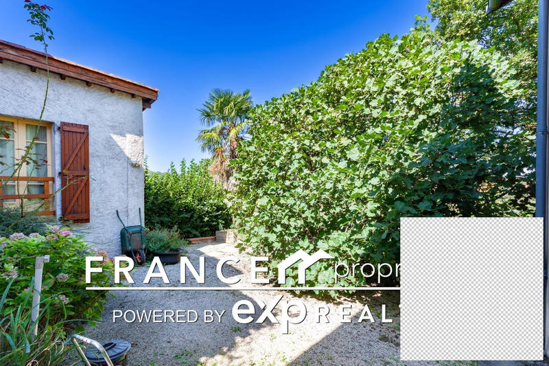 Maison - 223 m² - 7 pièces