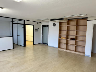 Bureau - 107 m²
