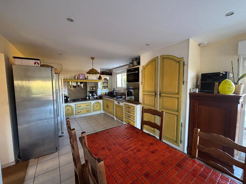 Maison - 141 m² - 6 pièces