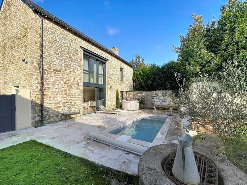 Maison - 150 m² - 5 pièces